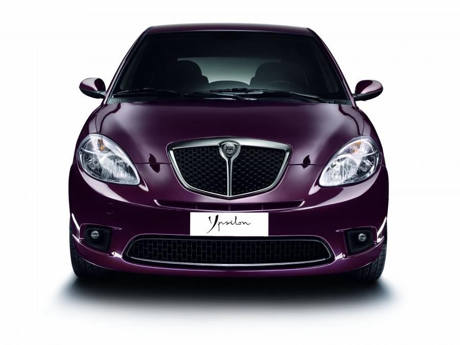  Lancia Ypsilon 2007 года  (фото 2 из 49)